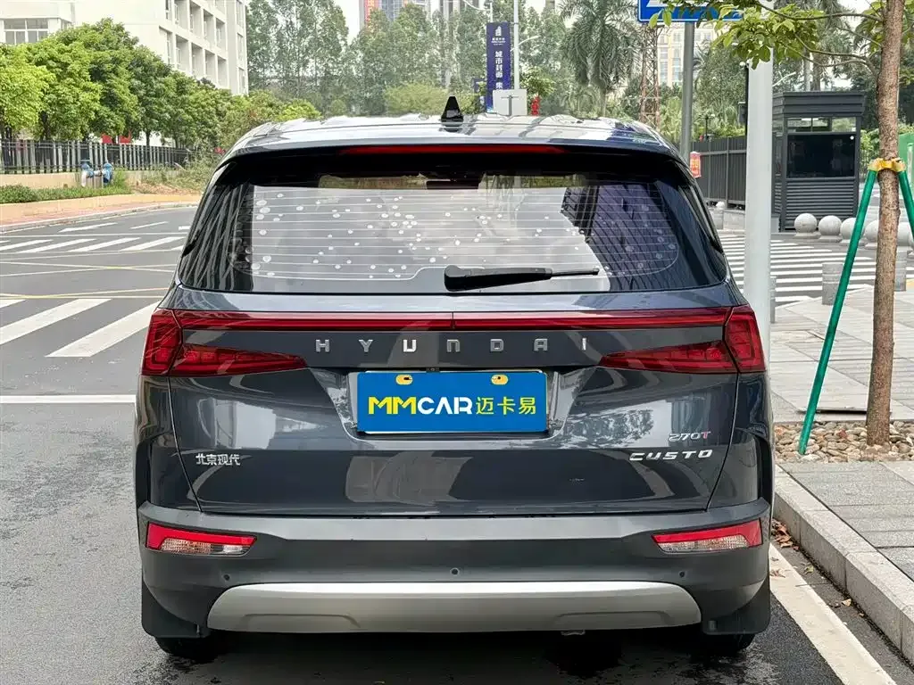 Hyundai Custo — фото 10
