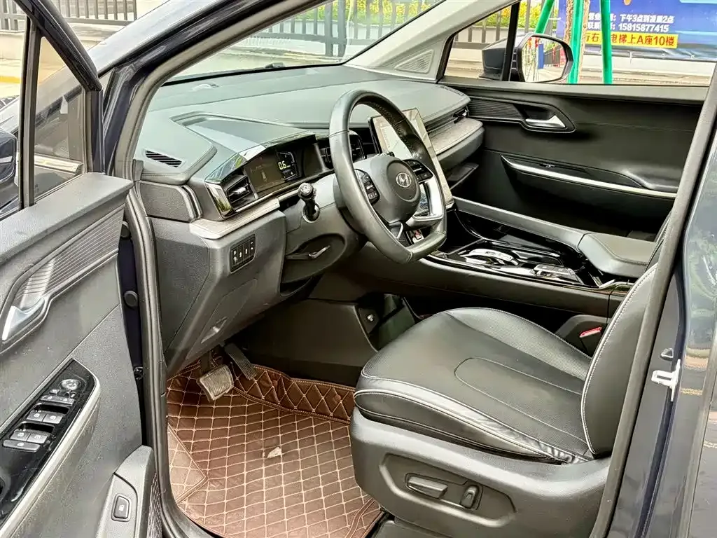 Hyundai Custo — фото 4