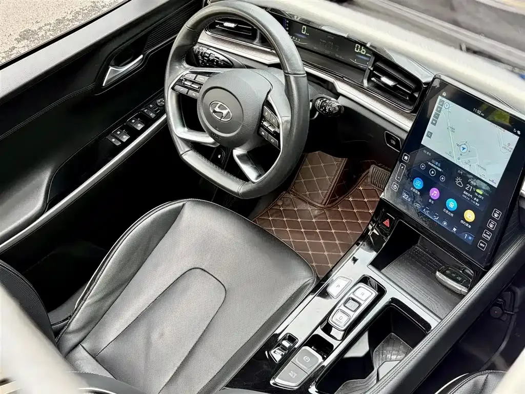 Hyundai Custo — фото 9