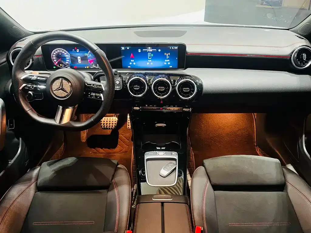 Mercedes-Benz CLA (Import) — фото 9
