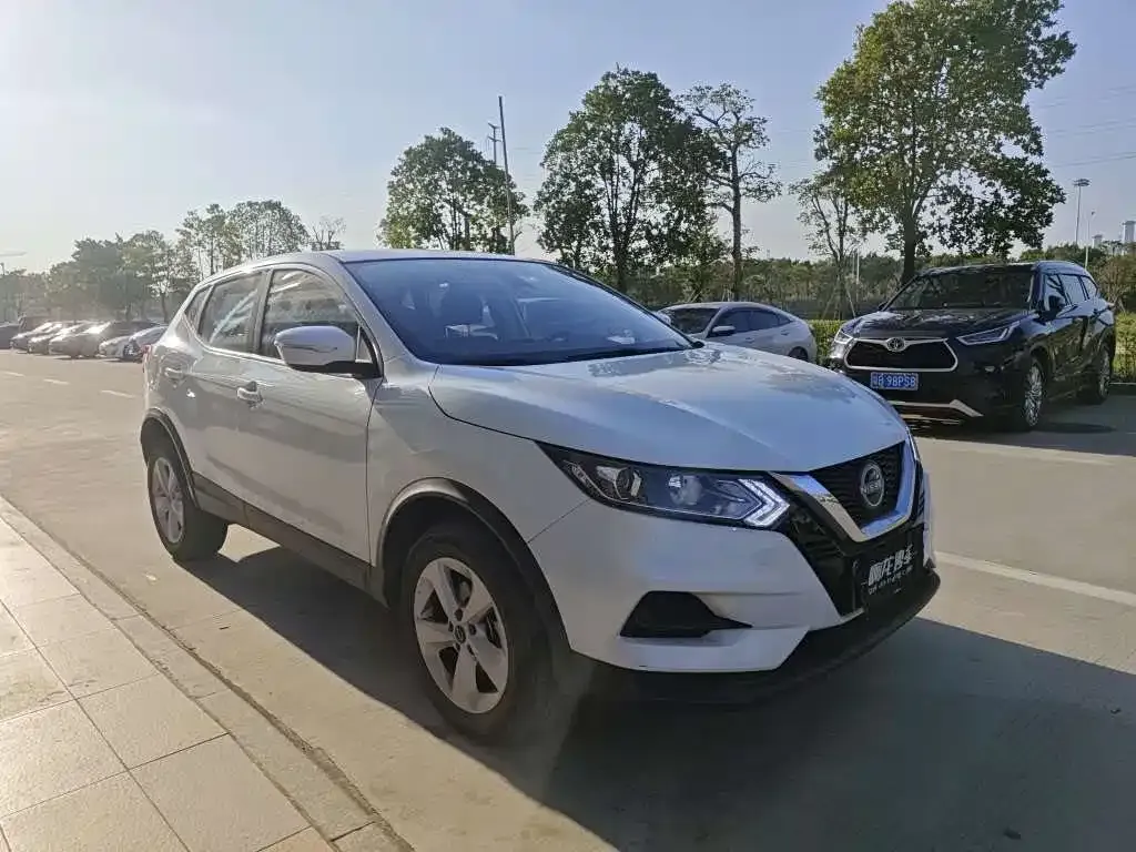 Nissan Qashqai — фото 6