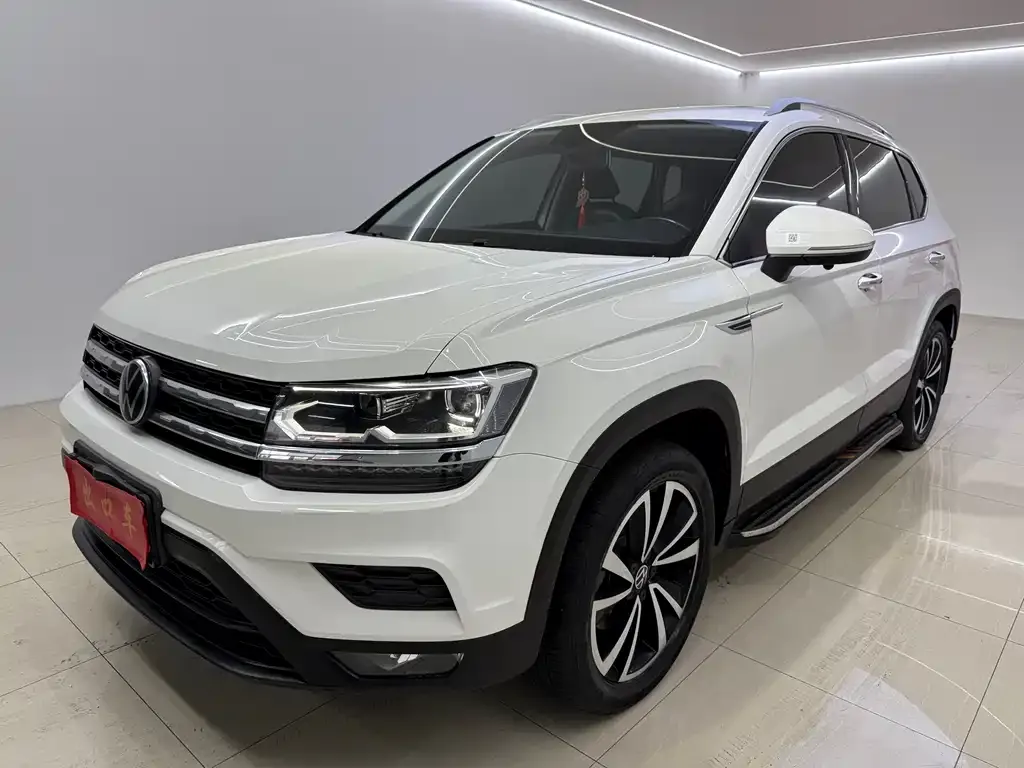 Volkswagen Tharu — фото 1