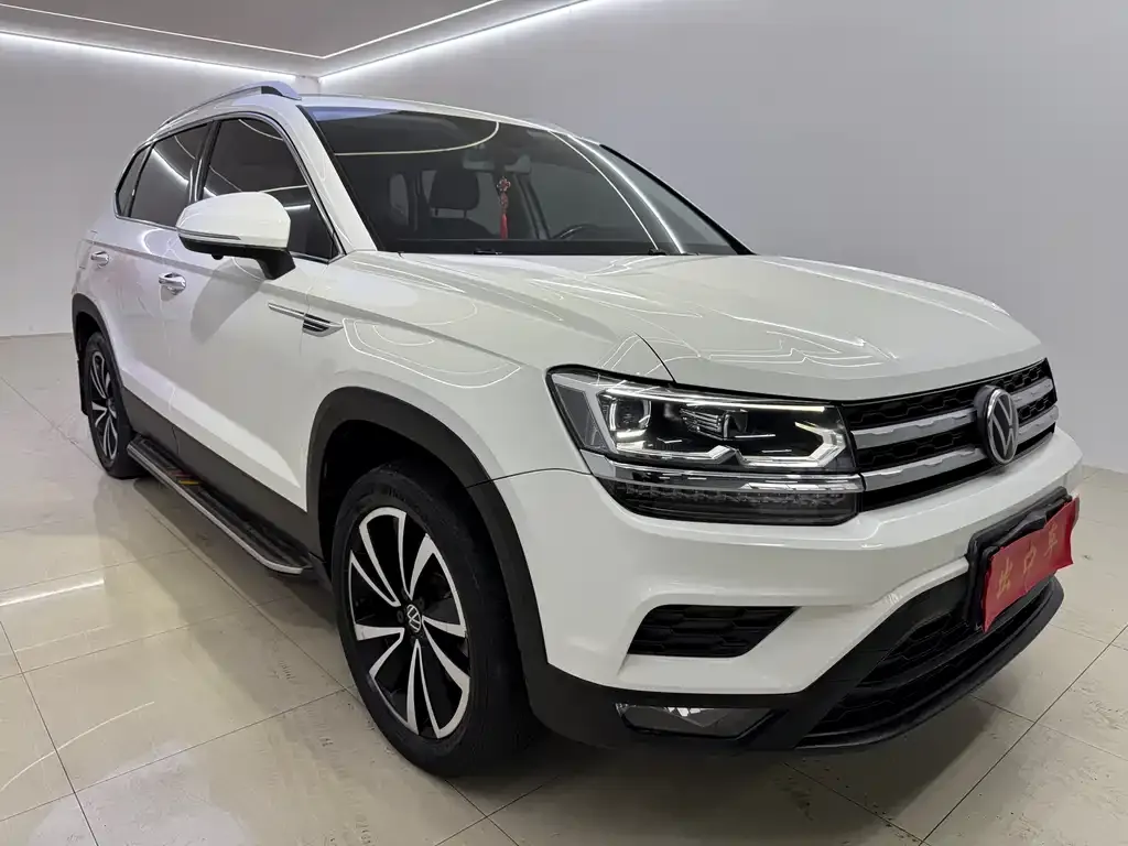 Volkswagen Tharu — фото 2