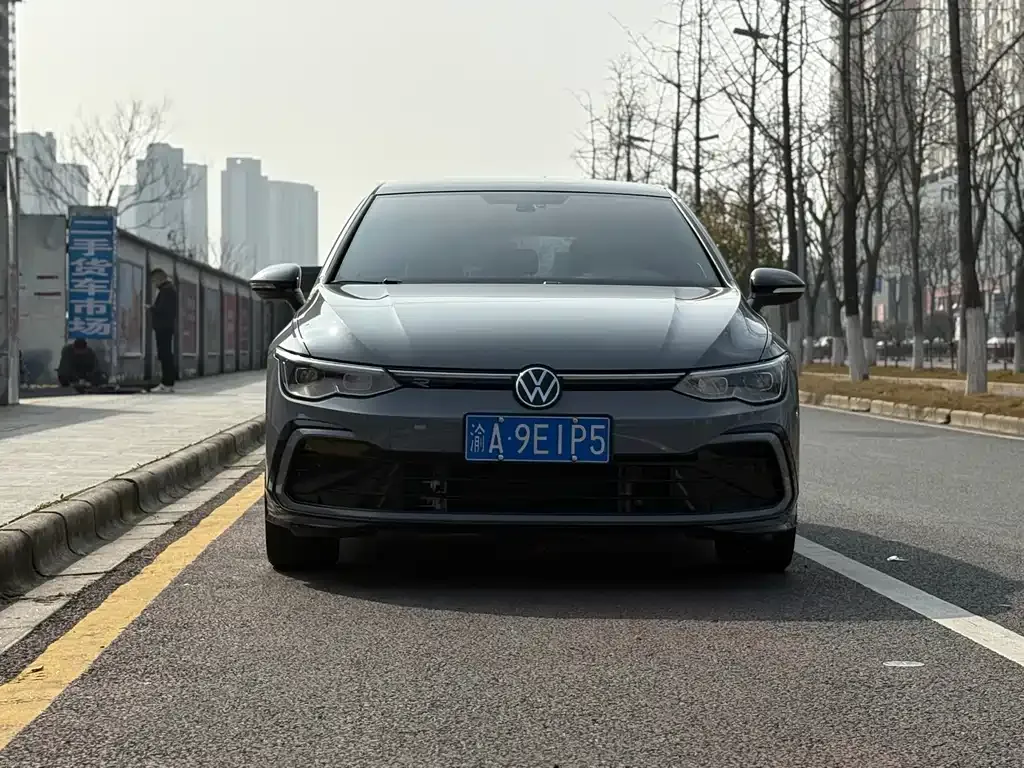 Volkswagen Golf — фото 2