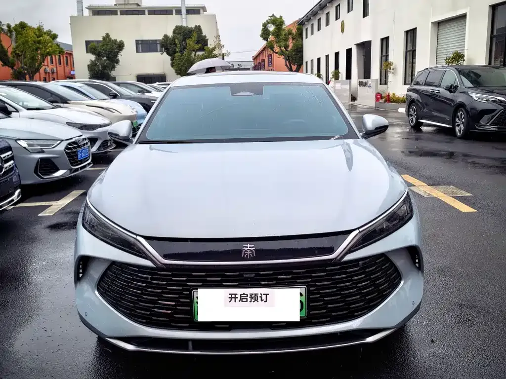 BYD Qin L — фото 1