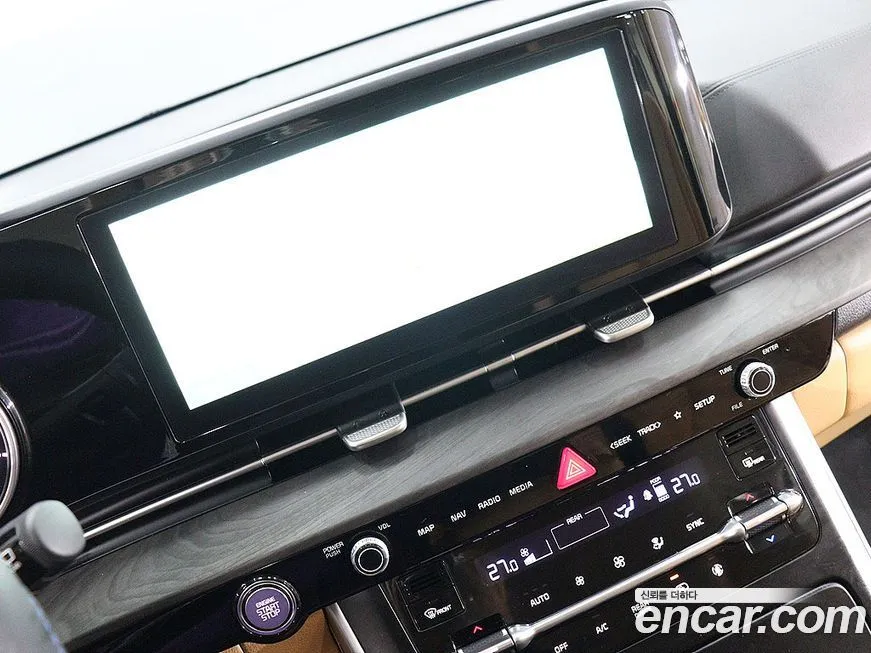 Kia Carnival — фото 4