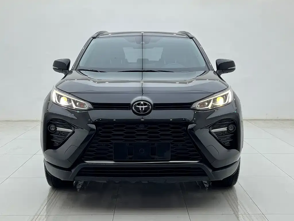 Toyota Wildlander — фото 1