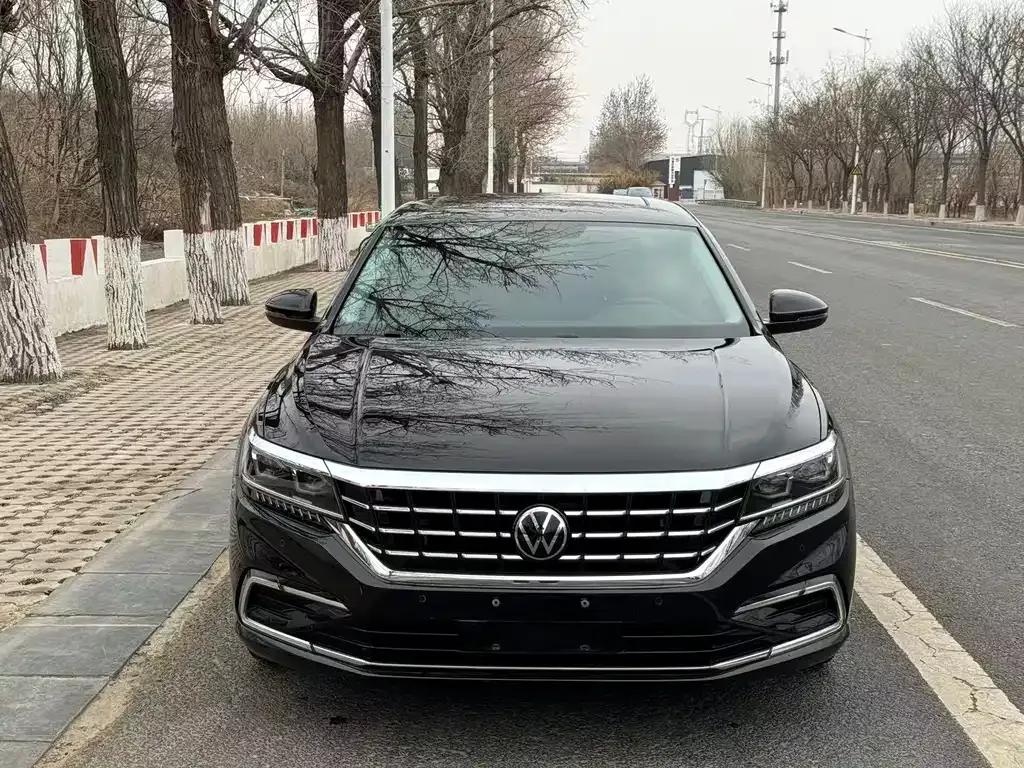 Volkswagen Passat — фото 3