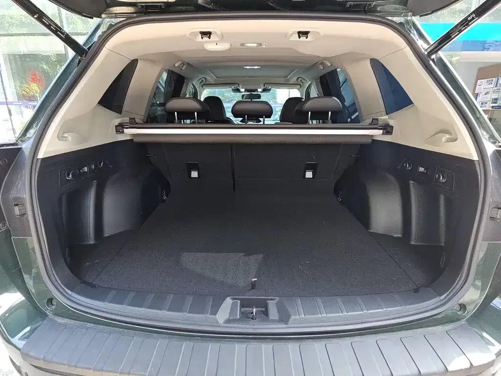 Subaru Forester — фото 9