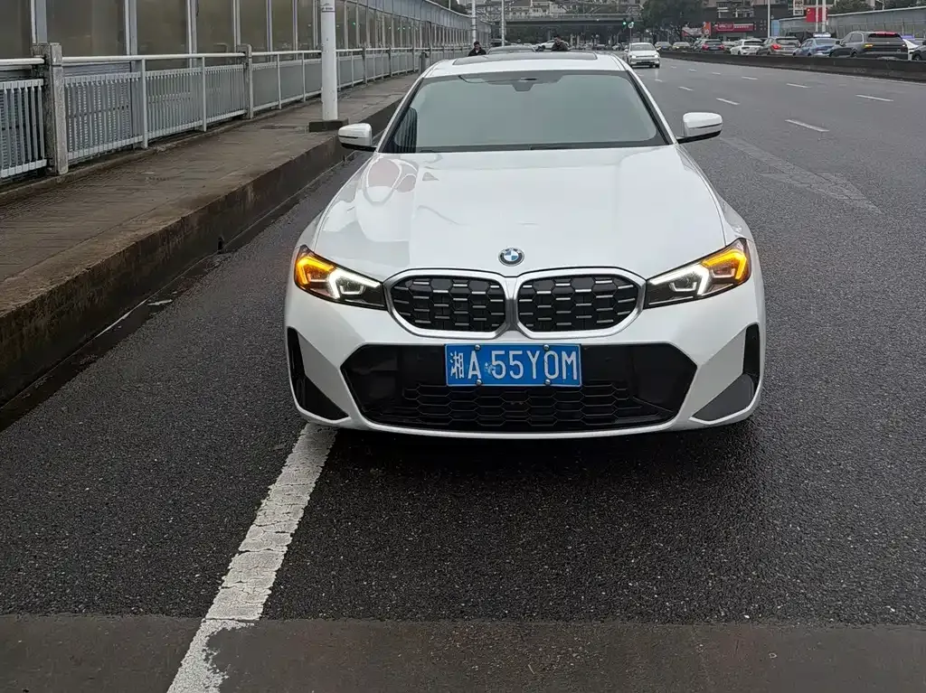 BMW 3 Series — фото 1