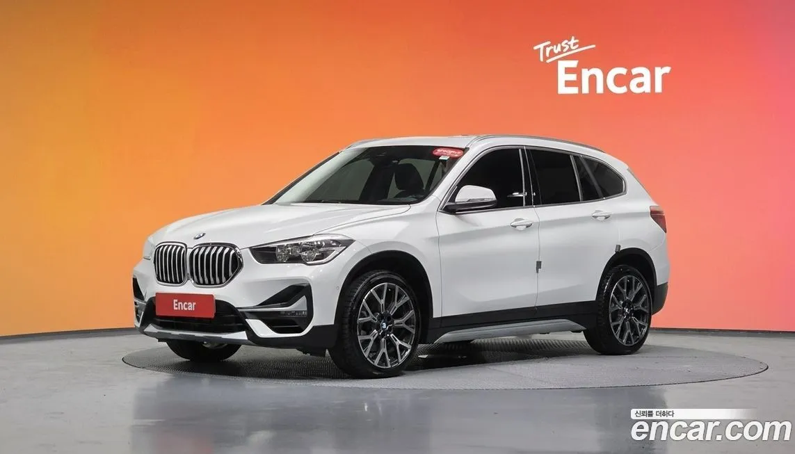BMW X1 — фото 1