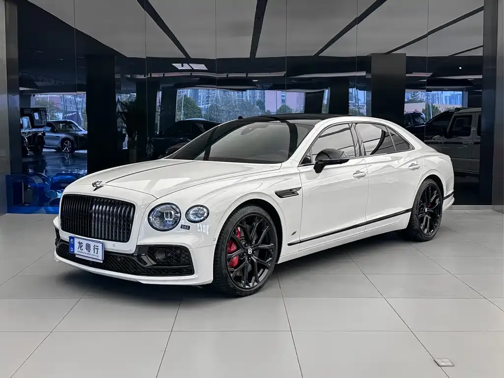 Bentley Flying Spur — фото 1