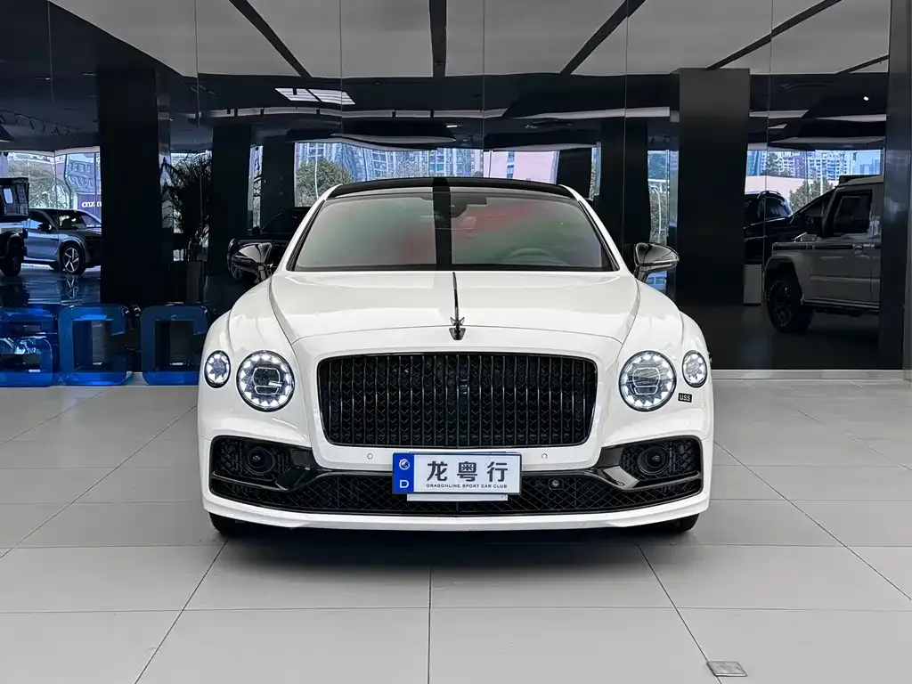 Bentley Flying Spur — фото 9