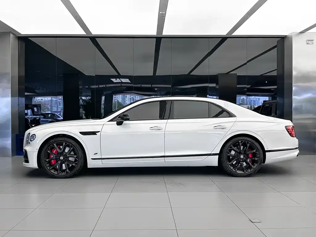 Bentley Flying Spur — фото 5