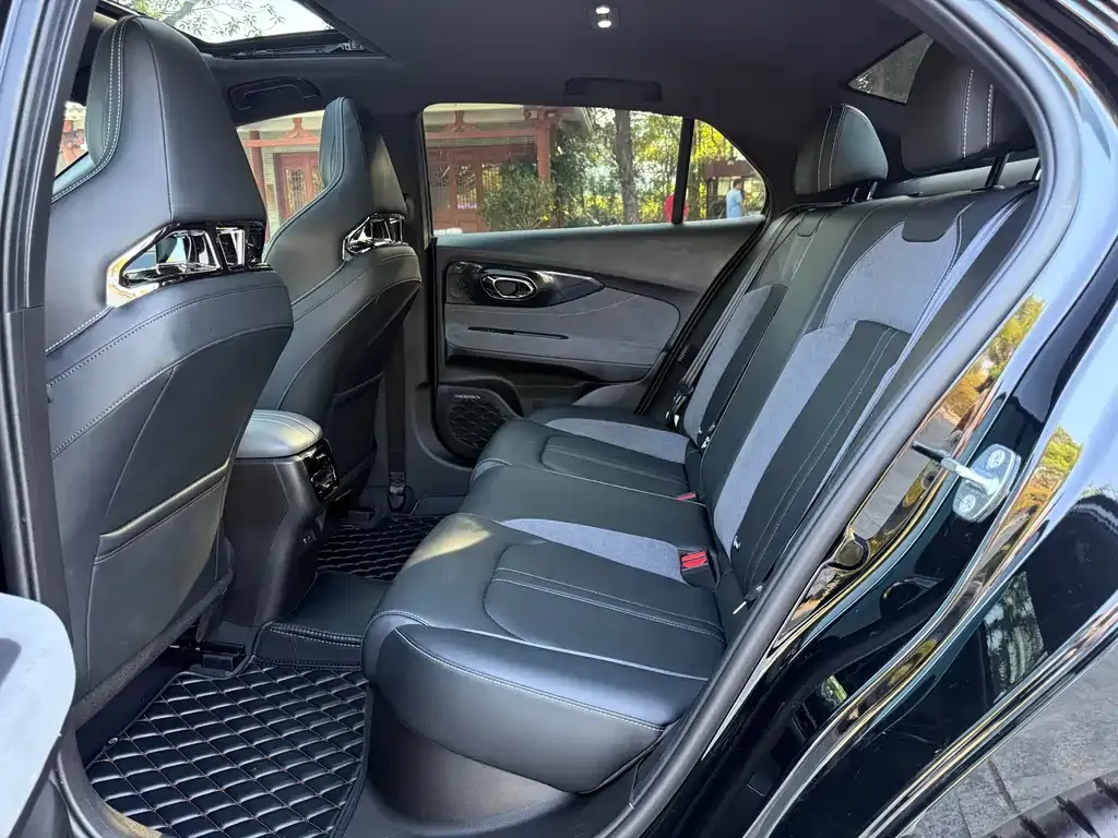 GAC Motor Shadow Leopard — фото 7