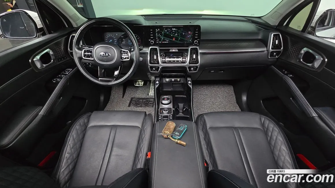 Kia Sorento — фото 9