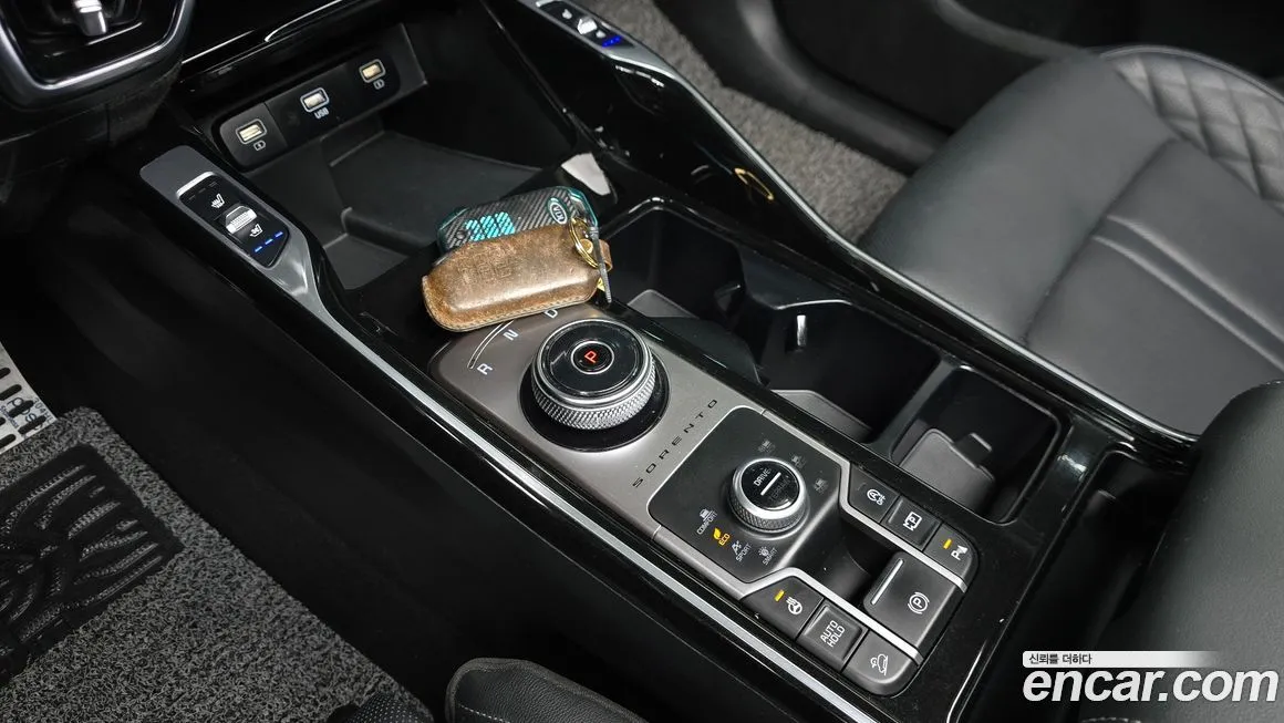 Kia Sorento — фото 4