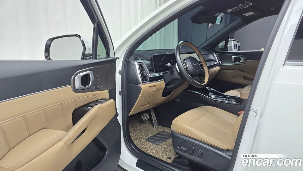 Kia Sorento — фото 9