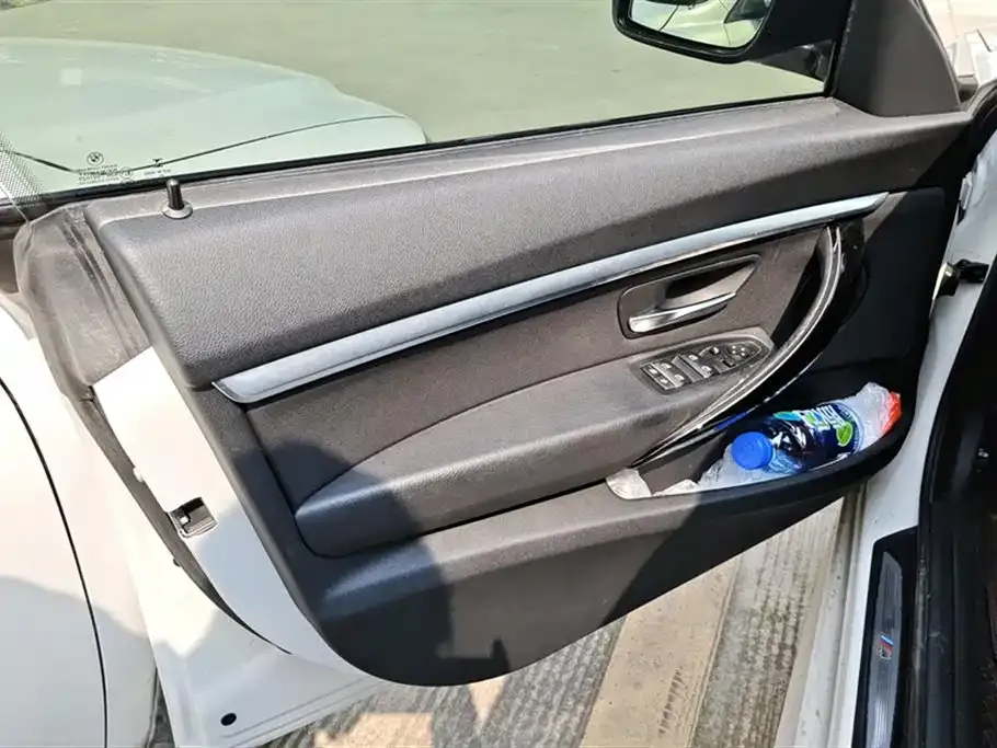 BMW 3 Series GT — фото 8