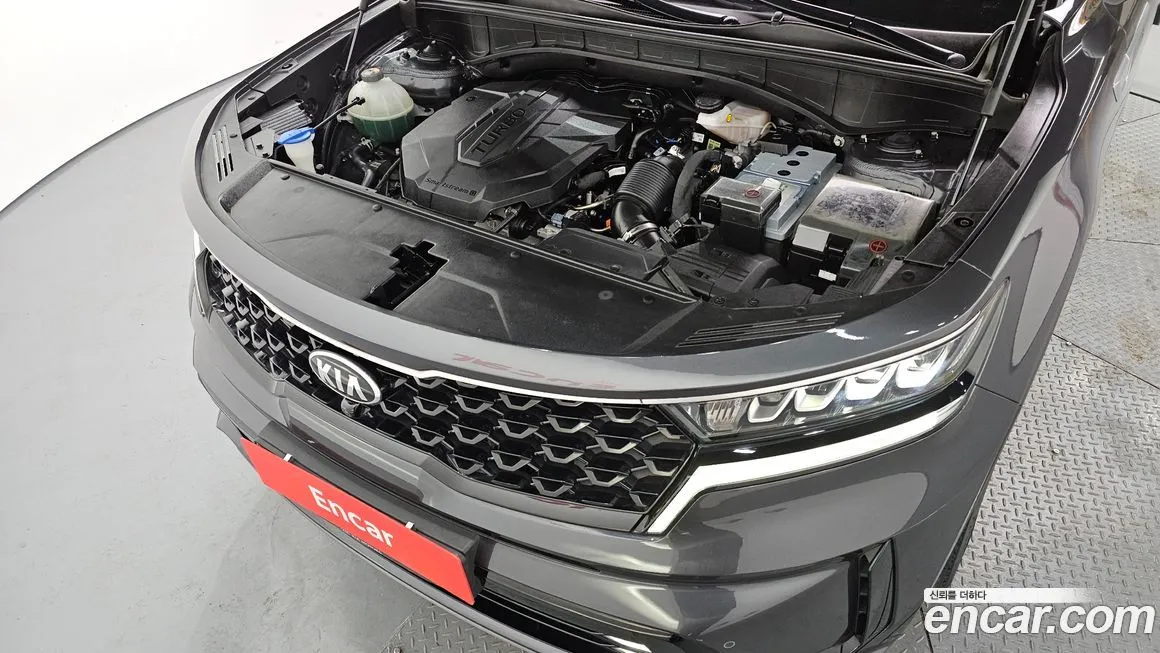 Kia Sorento — фото 8