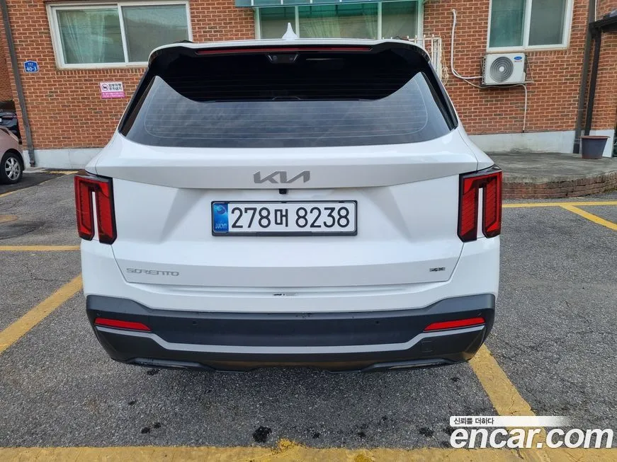 Kia Sorento — фото 9