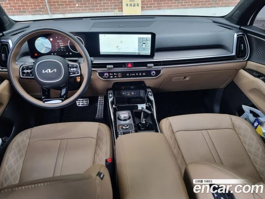 Kia Sorento — фото 8