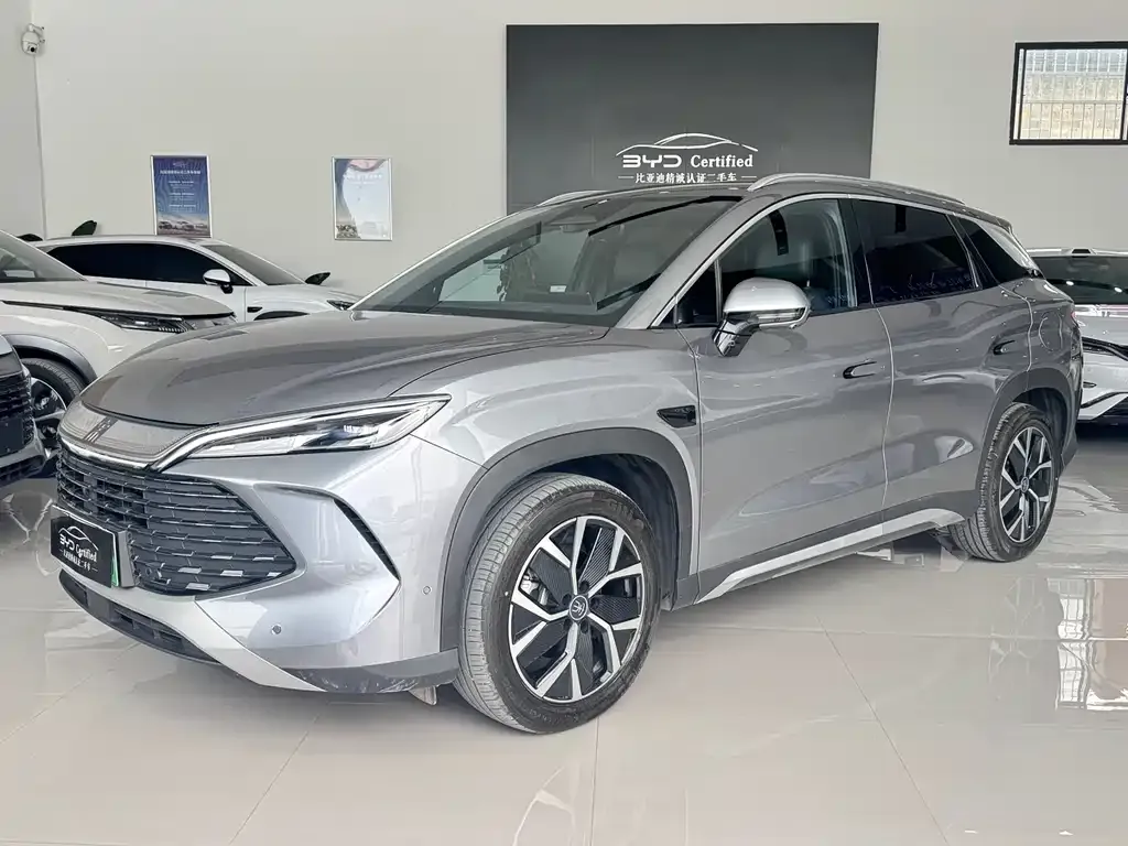 BYD L DM-i — фото 1