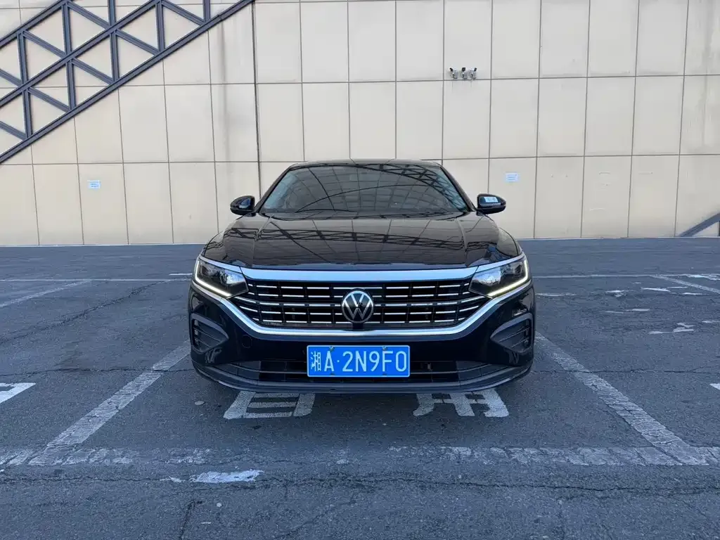 Volkswagen Passat — фото 10
