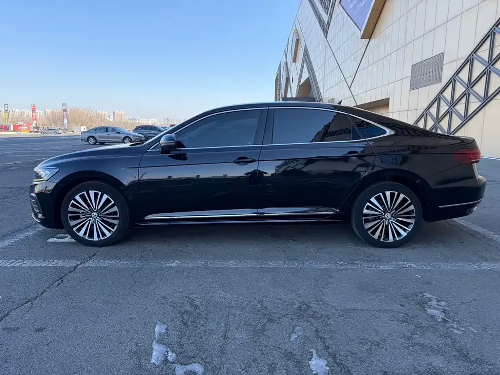 Volkswagen Passat — фото 3