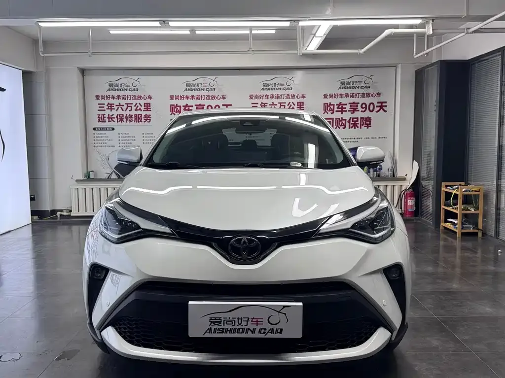 Toyota C-HR — фото 3
