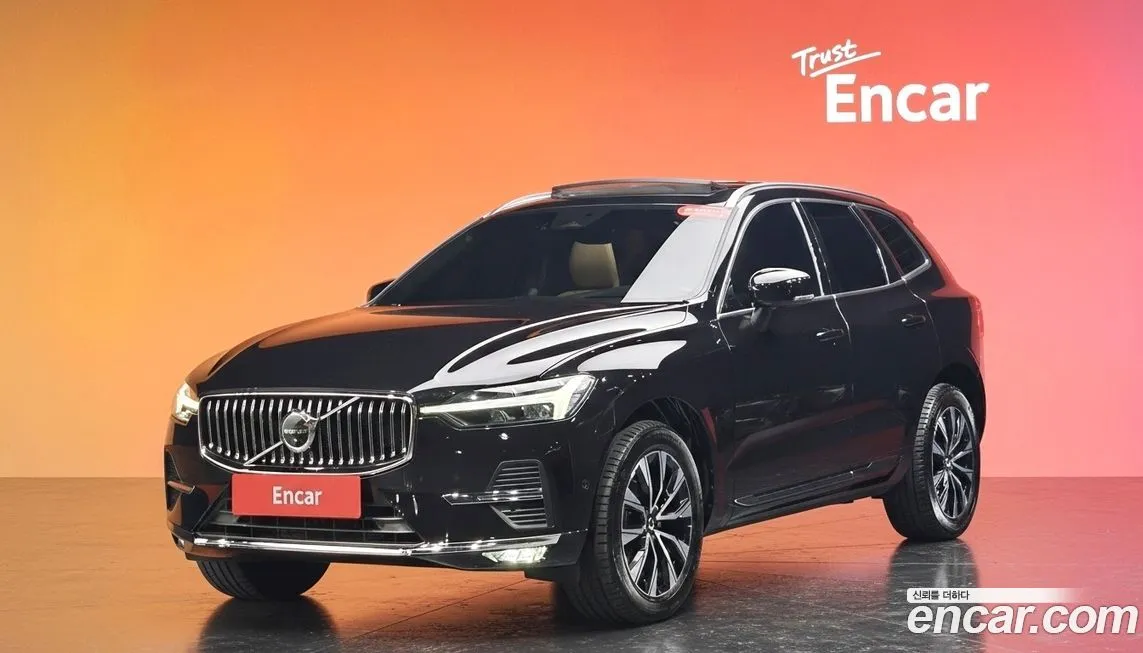 Volvo XC60 — фото 1