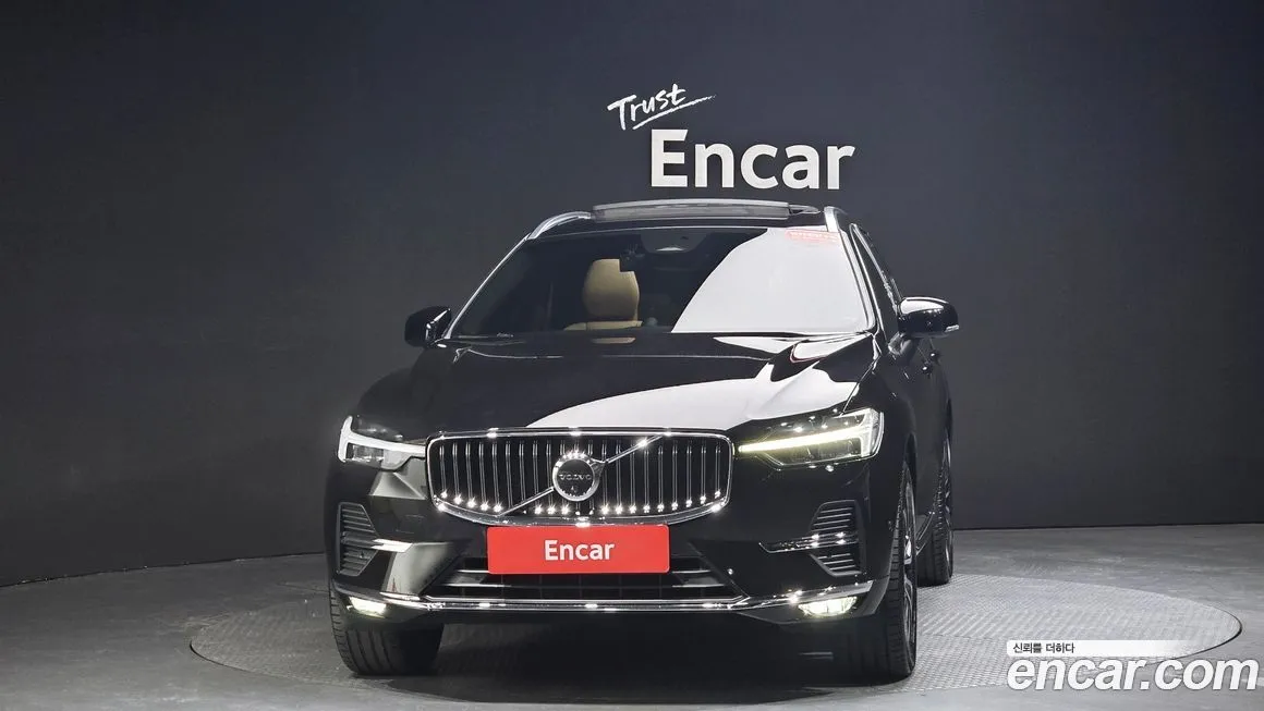 Volvo XC60 — фото 2