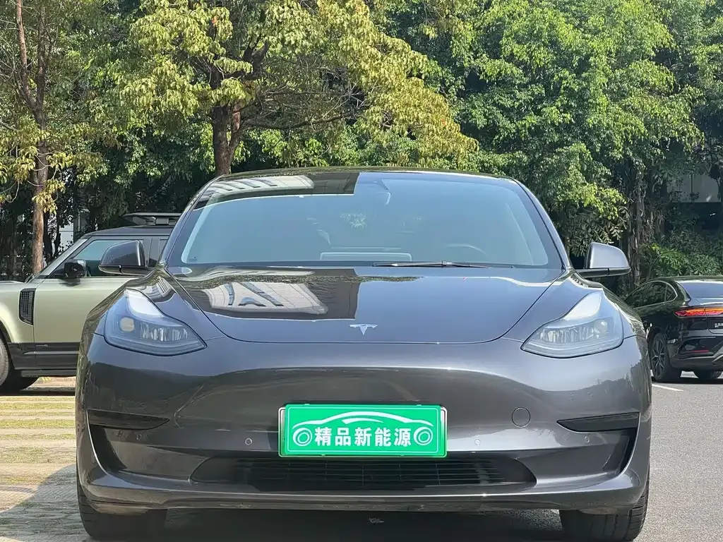 Tesla Model 3 — фото 5