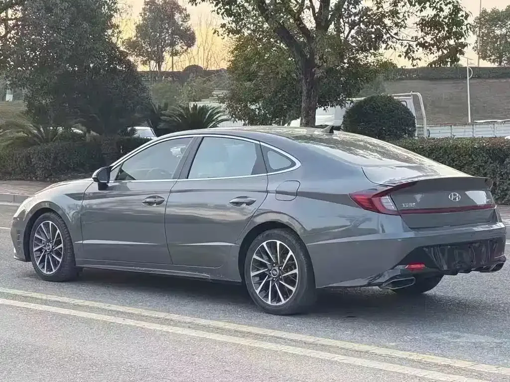 Hyundai Sonata — фото 8