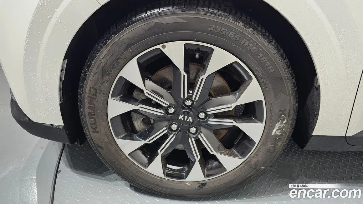 Kia Carnival — фото 2