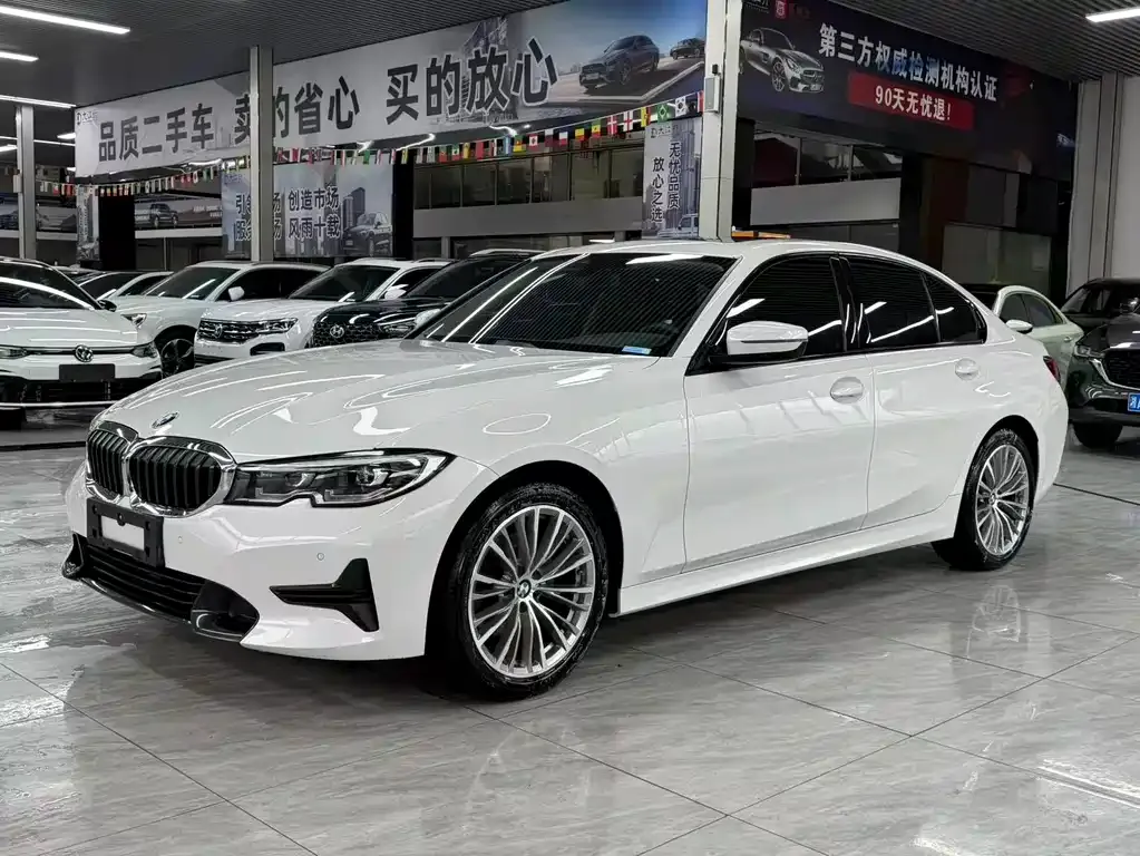 BMW 3 Series — фото 1