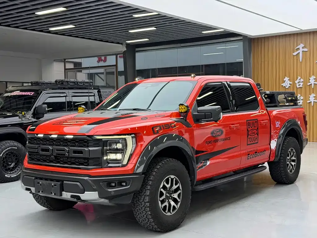 Ford F-150 Raptor — фото 1