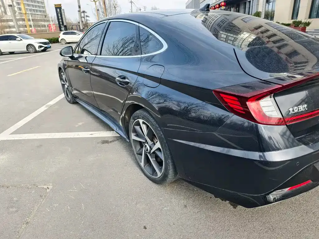 Hyundai Sonata — фото 8