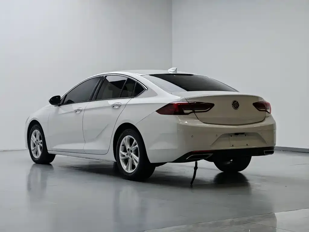Buick Regal — фото 5