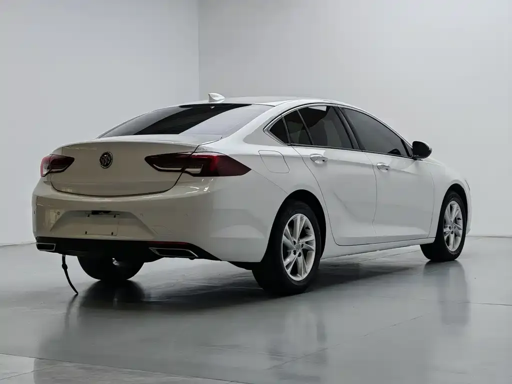 Buick Regal — фото 7