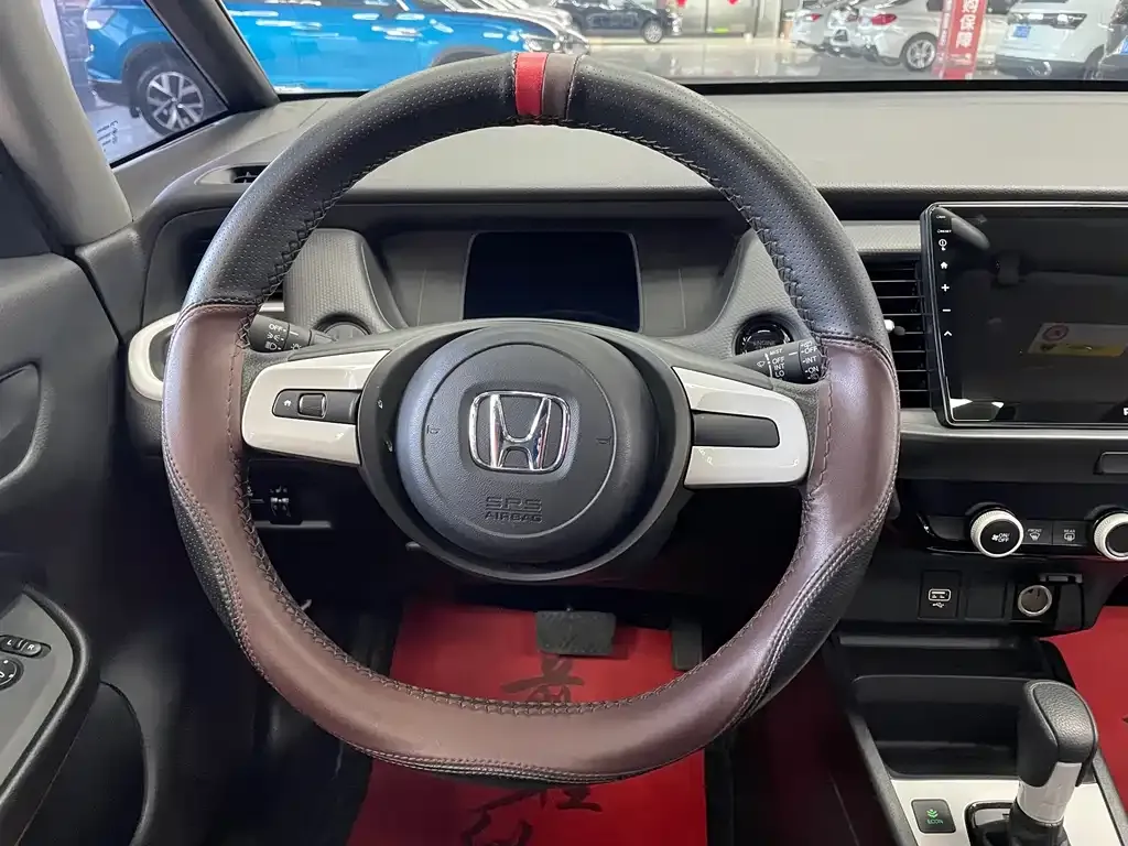 Honda Fit — фото 5