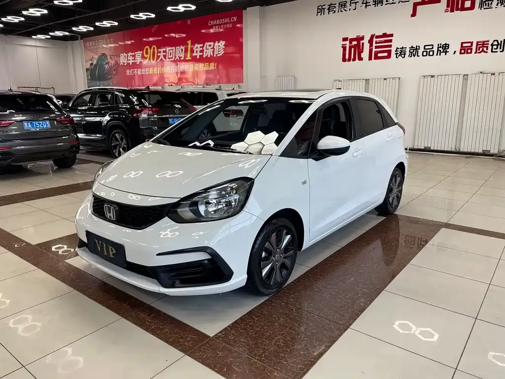 Honda Fit — фото 8
