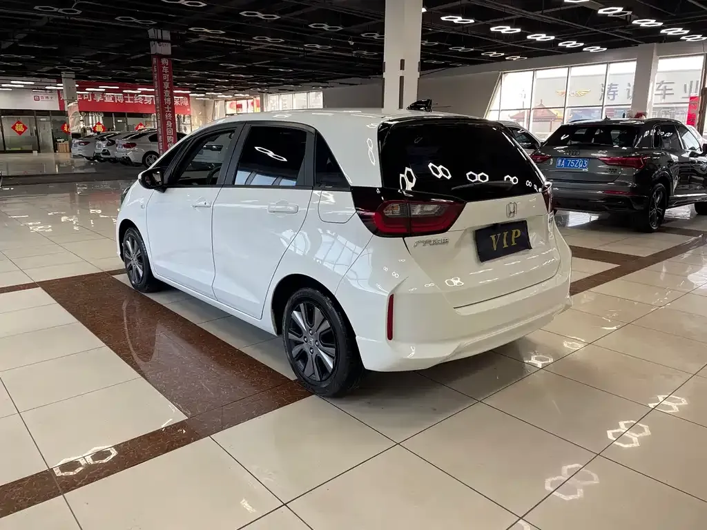 Honda Fit — фото 2
