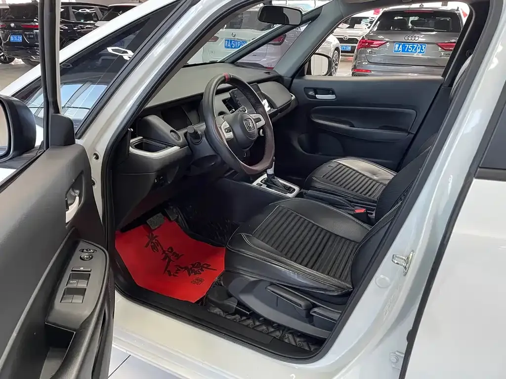 Honda Fit — фото 4