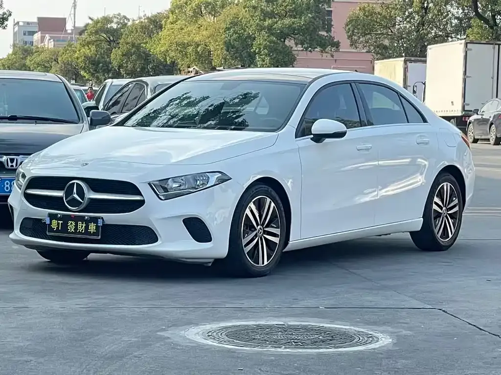 Mercedes-Benz A-Class — фото 1