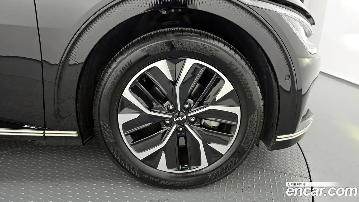 Kia EV6 — фото 3