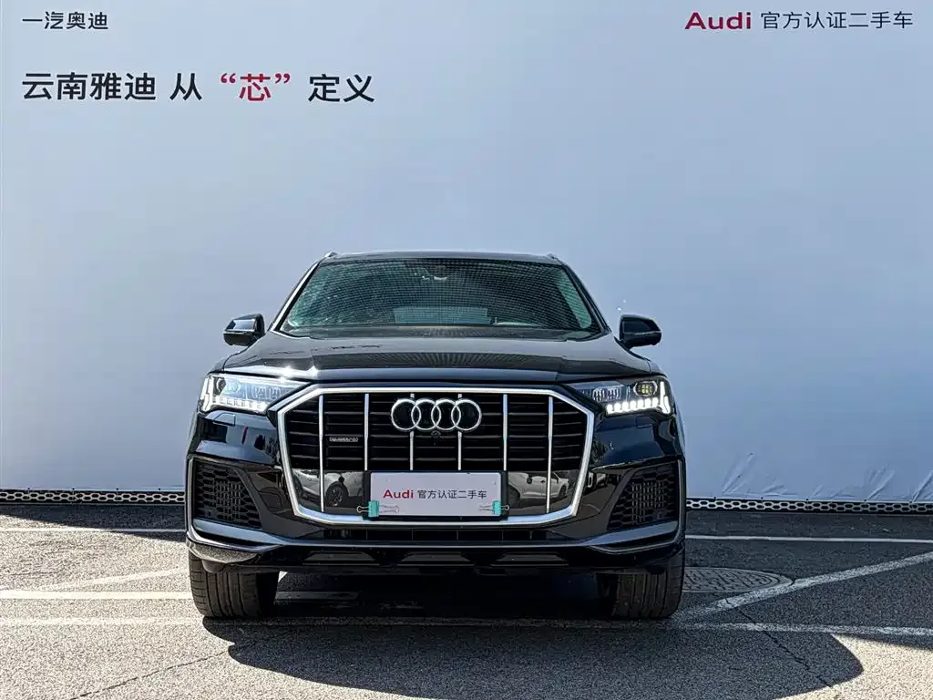 Audi Q7 — фото 9
