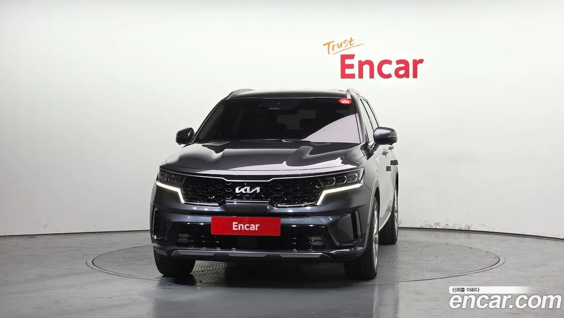 Kia Sorento — фото 9