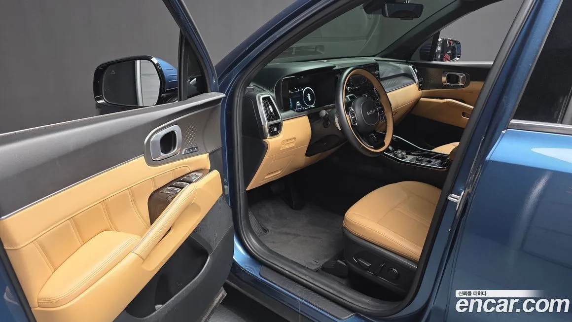 Kia Sorento — фото 9