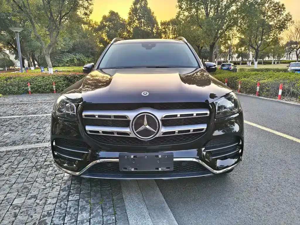 Mercedes-Benz GLS — фото 9